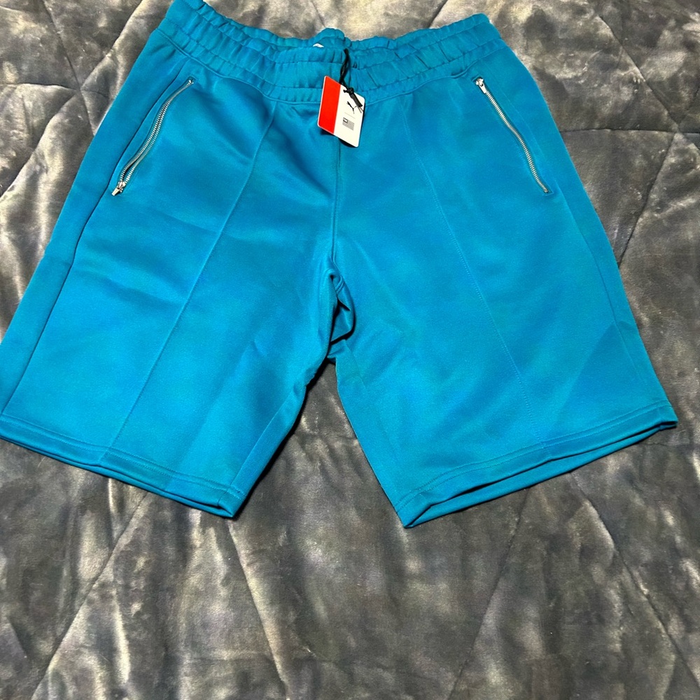 Puma shorts - Picture 2 of 9